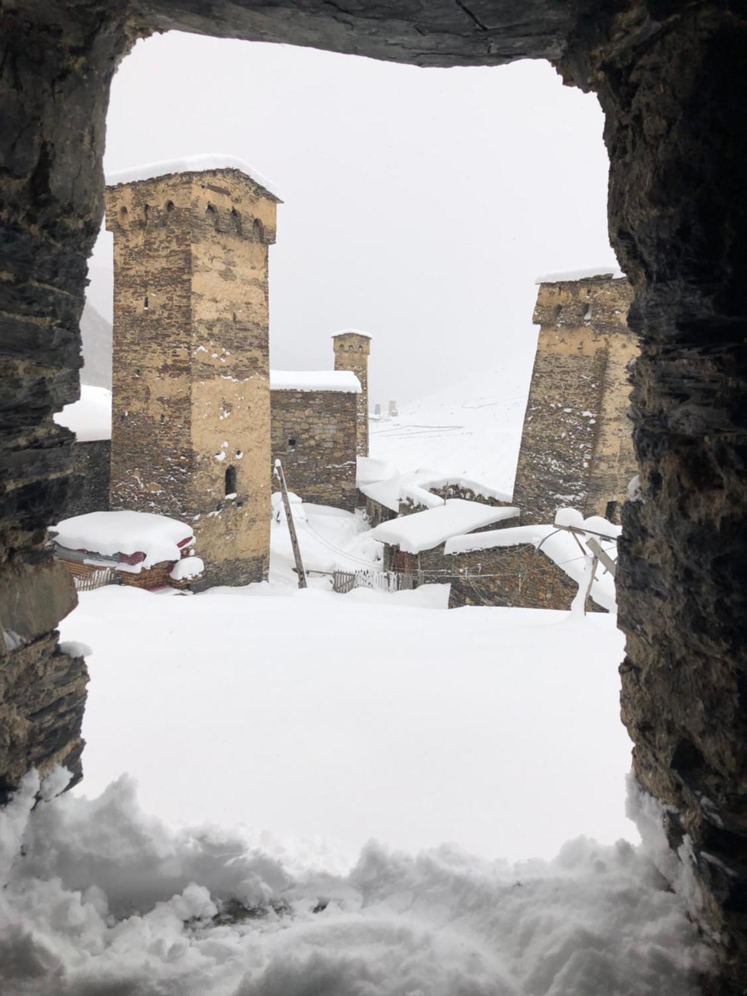 Old House Hotel Ushguli Exterior foto