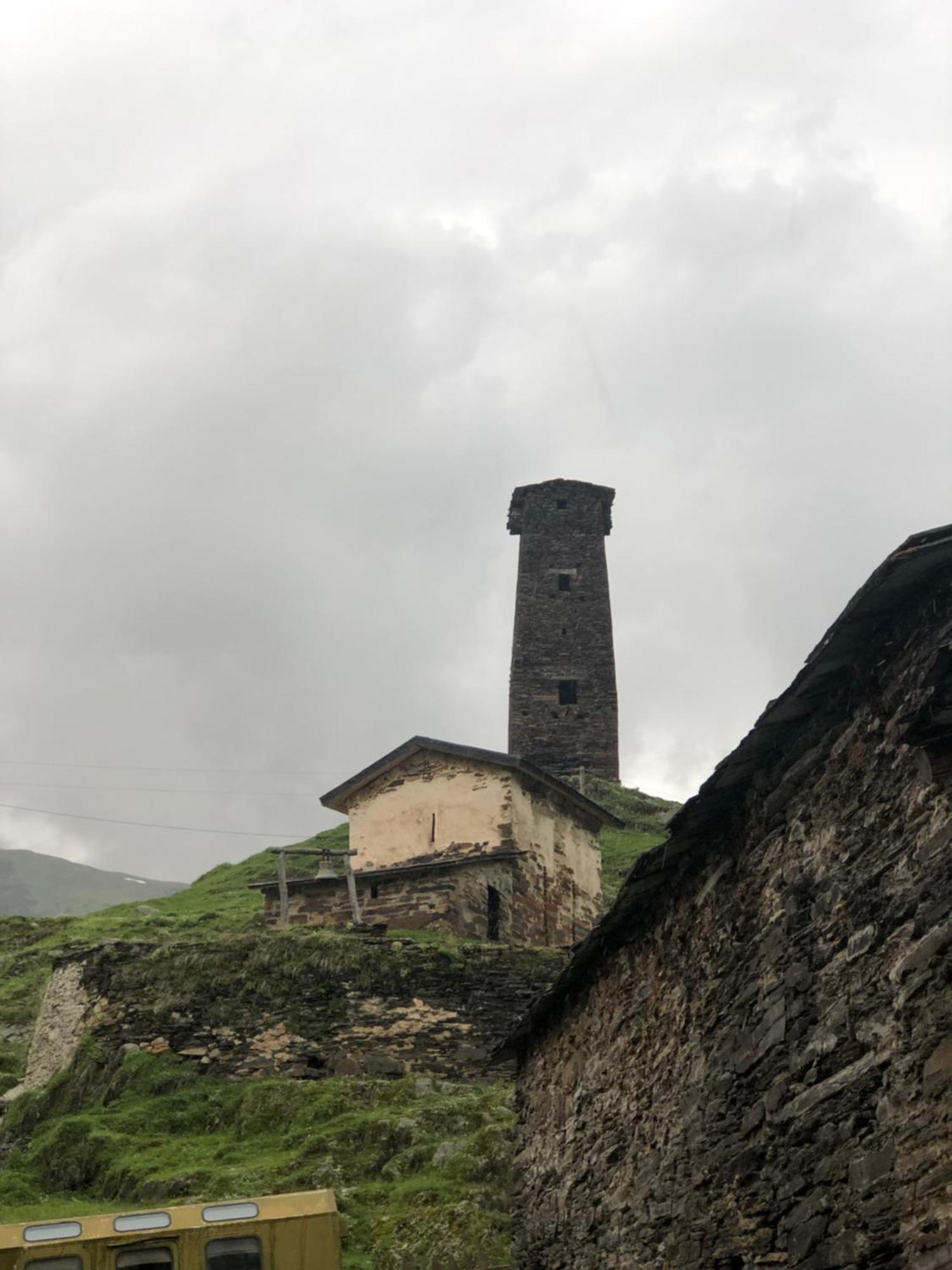 Old House Hotel Ushguli Exterior foto
